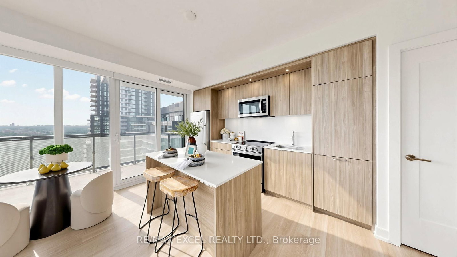 30 Inn on the park Drive • #3010 • Toronto, ON photo 11