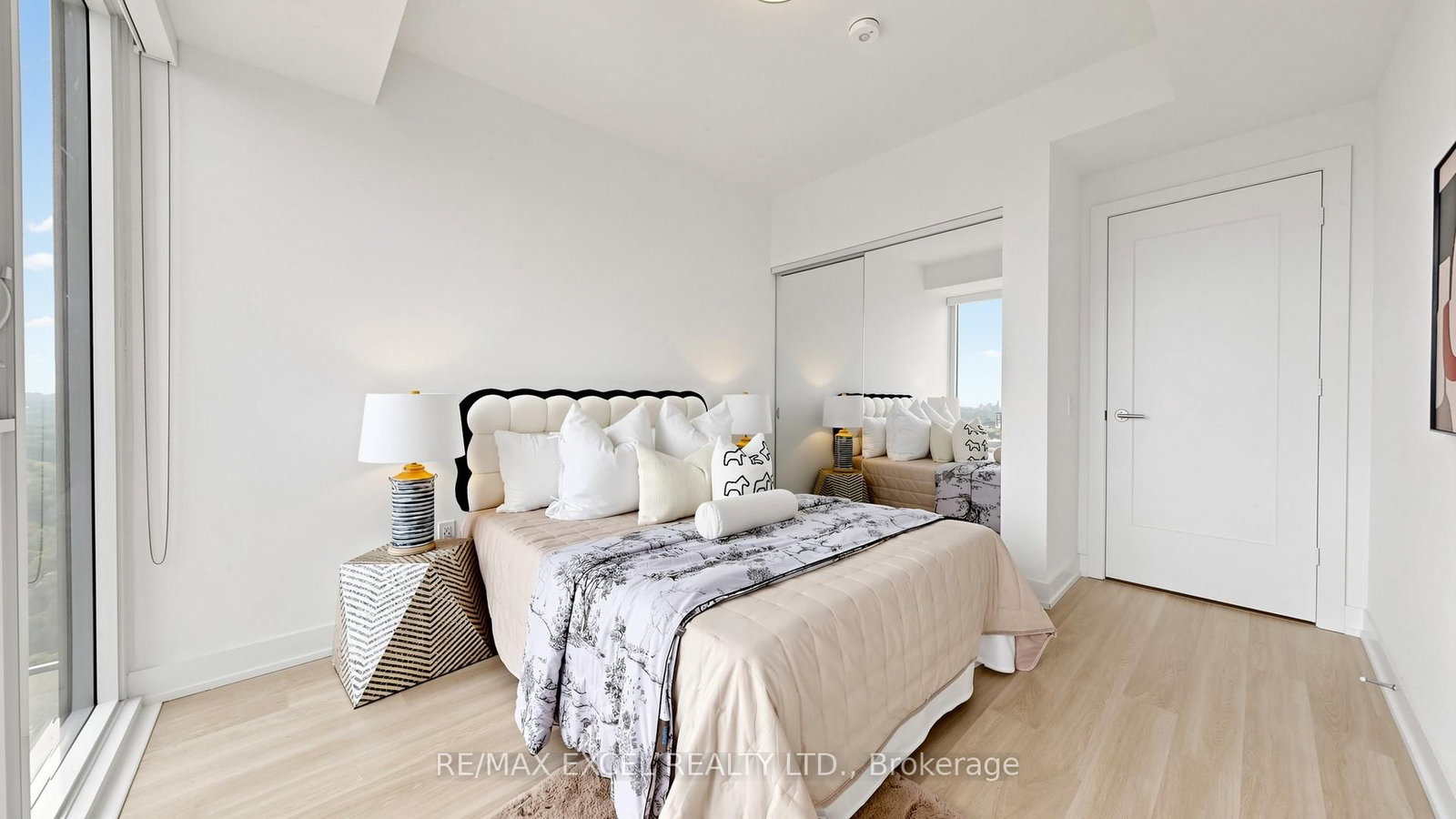 30 Inn on the park Drive • #3010 • Toronto, ON photo 26