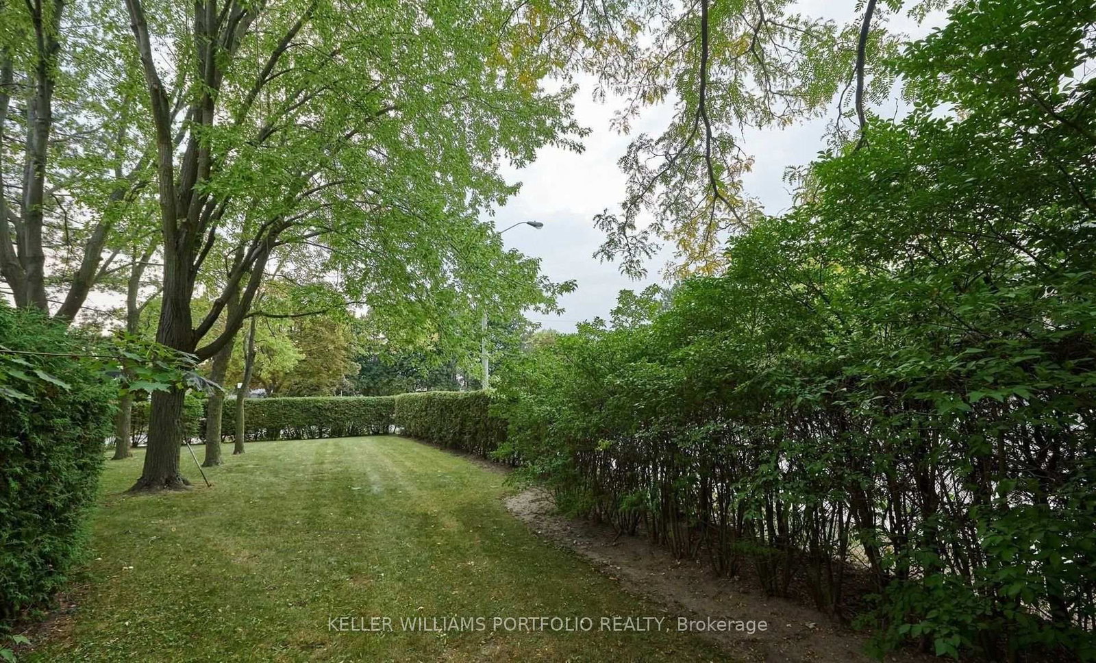 10 Lofty Hill Way, Toronto, ON, photo 3
