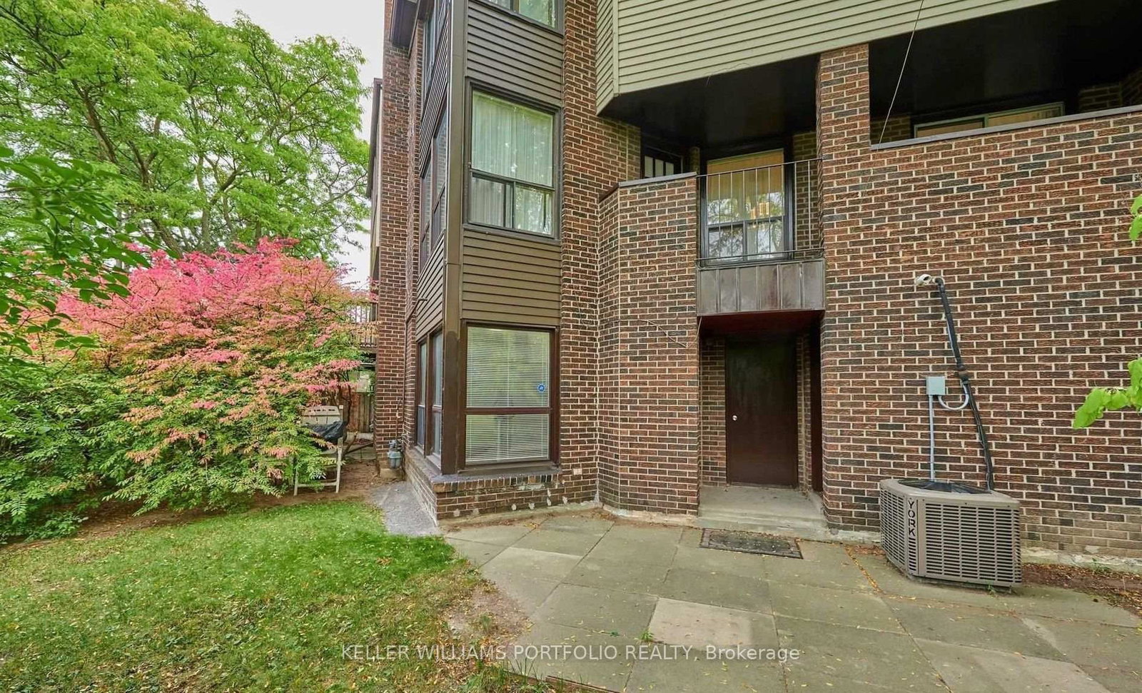 10 Lofty Hill Way, Toronto, ON, photo 4
