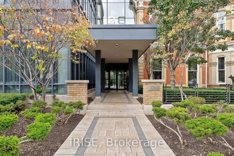 1109 - 28 Linden Street