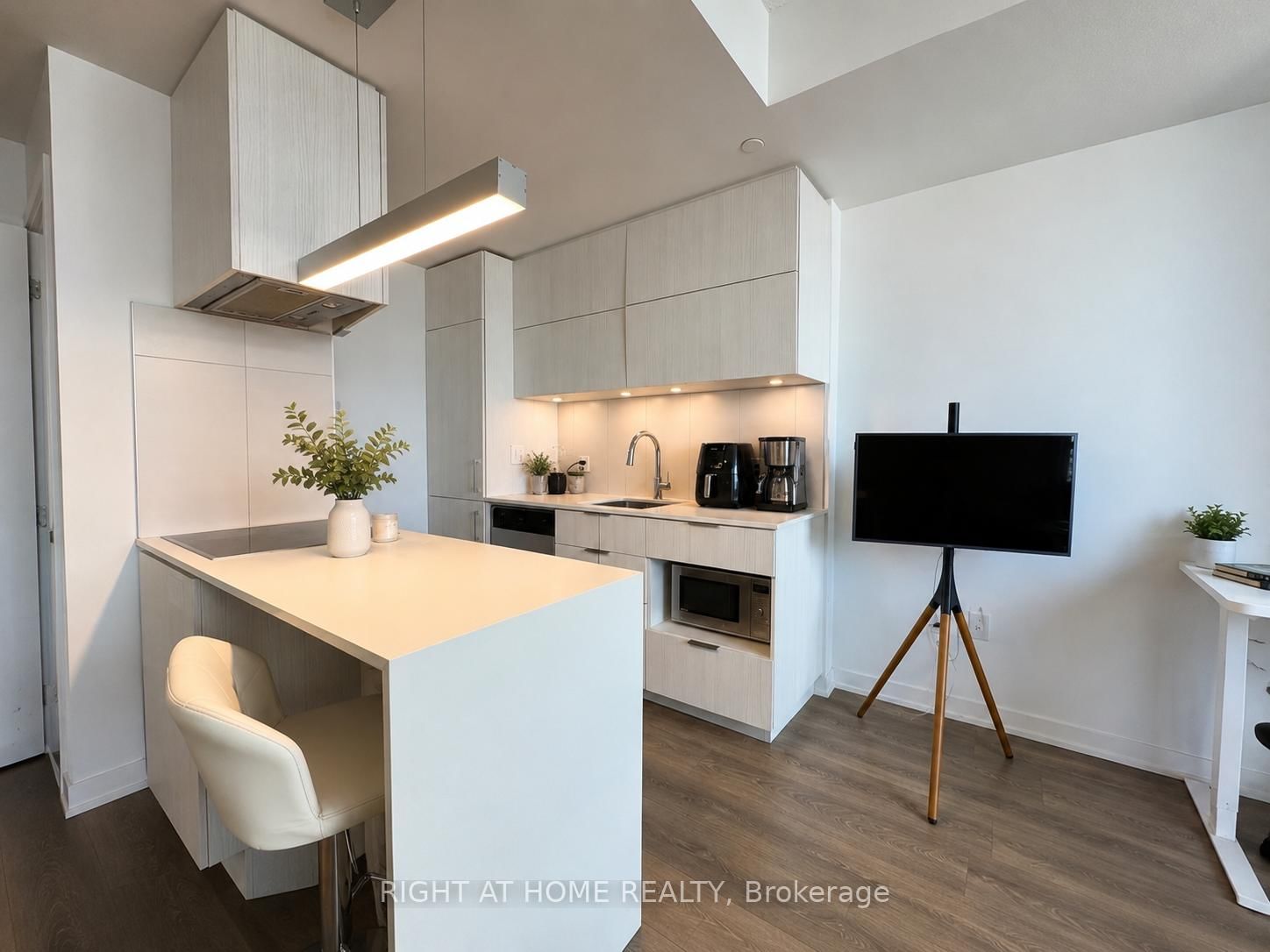 3106-20 Richardson Street, Toronto, ON, photo 2