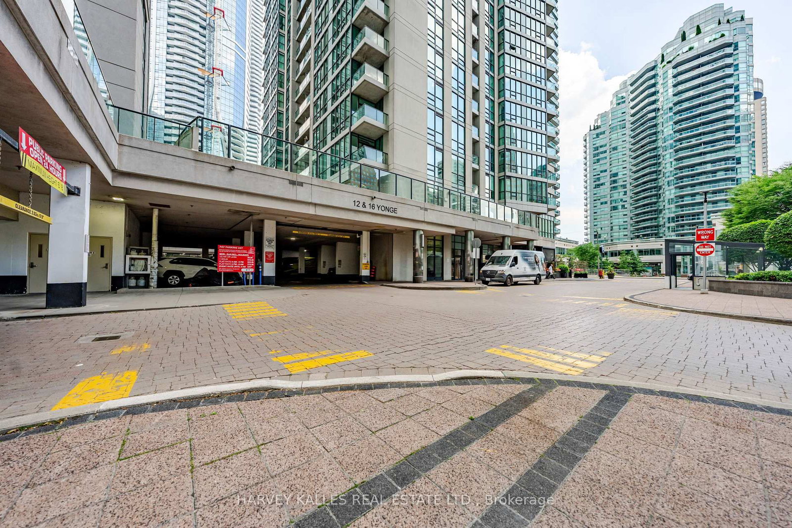16 Yonge Street • #3211 • Toronto, ON photo 39