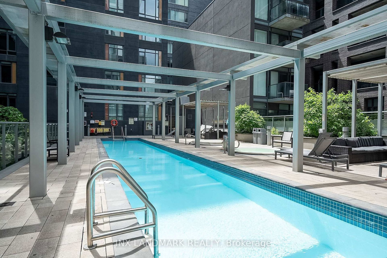 525 W Adelaide Street • #Lph31 • Toronto, ON photo 8