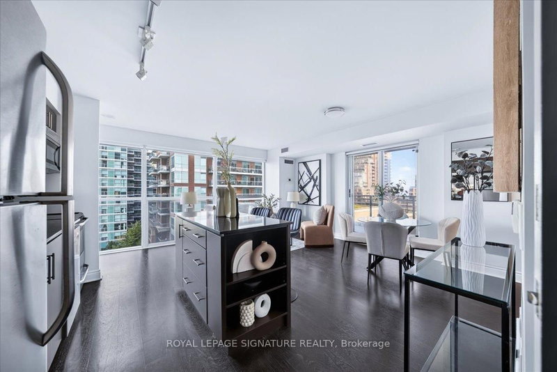 702 - 100 Western Battery Road