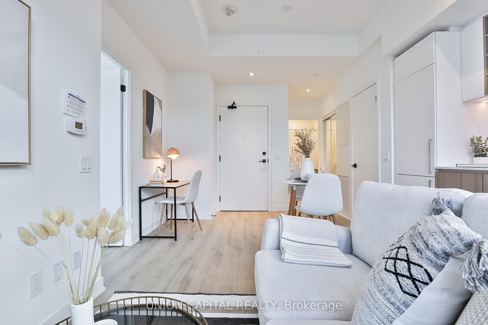 319 Jarvis Street • #1005 • Toronto, ON photo 6