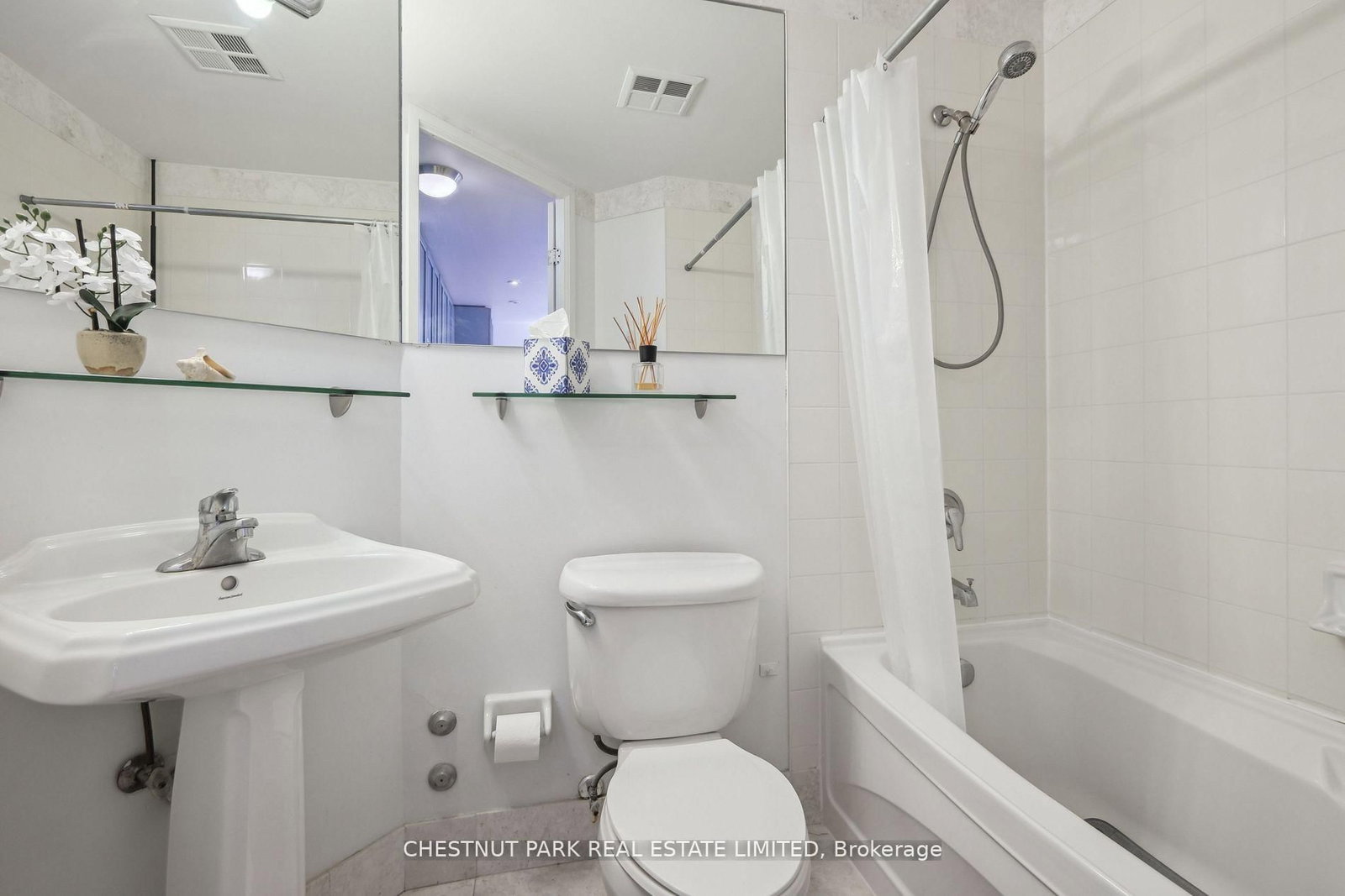 85 E Bloor Street • #1014 • Toronto, ON photo 18