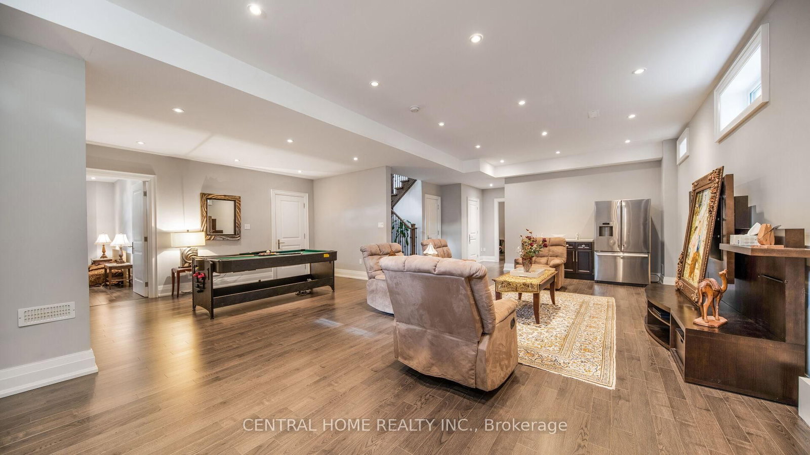 1 Tally Lane • Toronto, ON photo 36