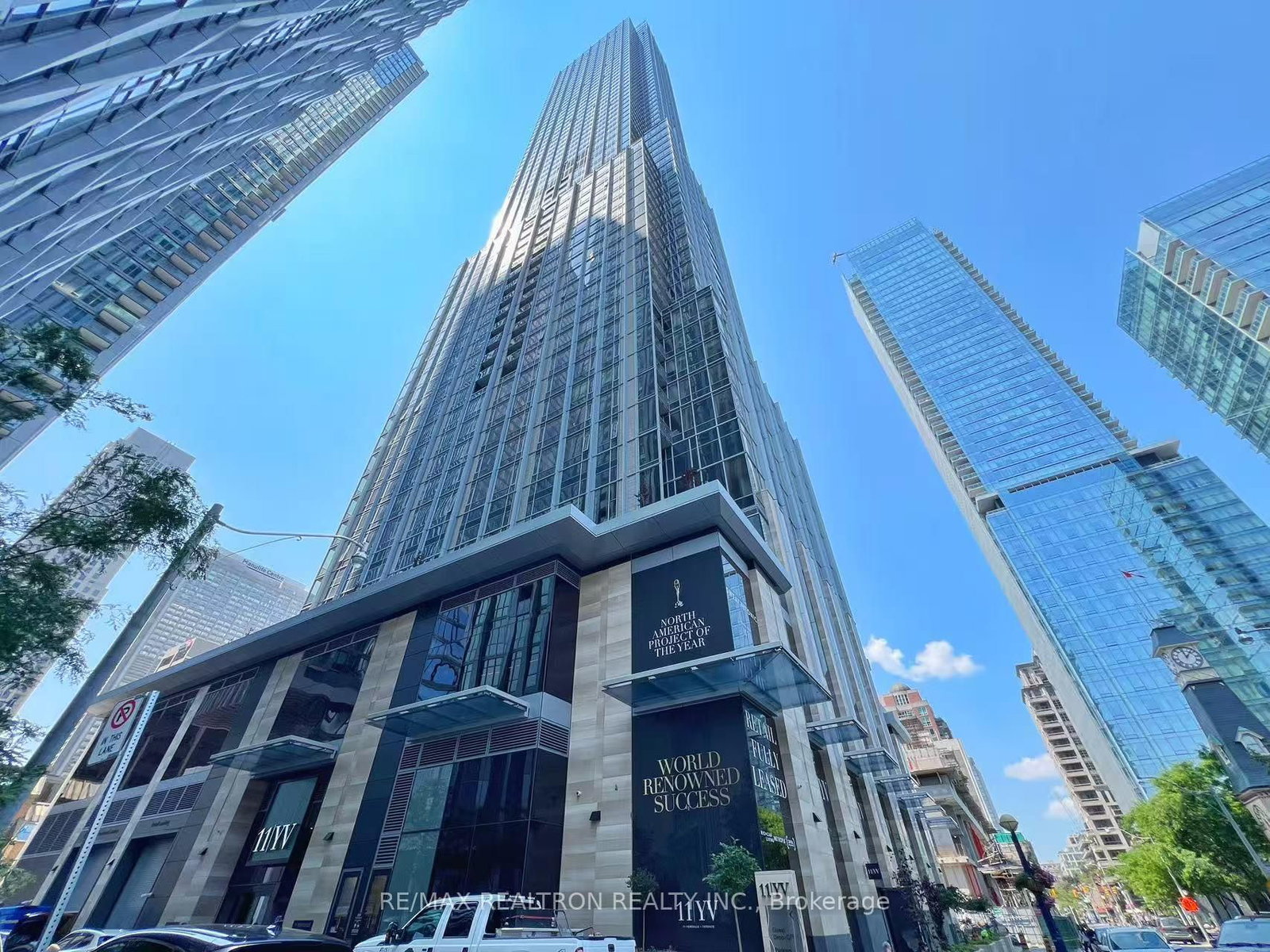 6101-11 Yorkville Avenue, Toronto, ON, photo 2