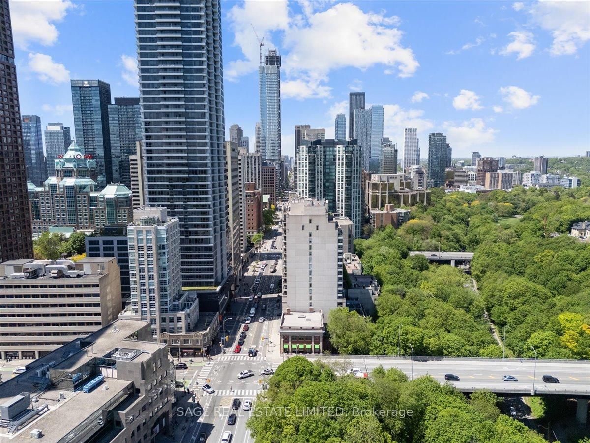 360 Bloor Street E • #209 • Toronto, ON photo 44