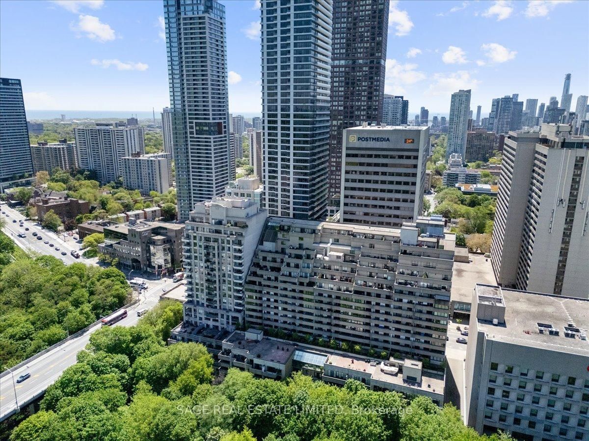 360 Bloor Street E • #209 • Toronto, ON photo 46