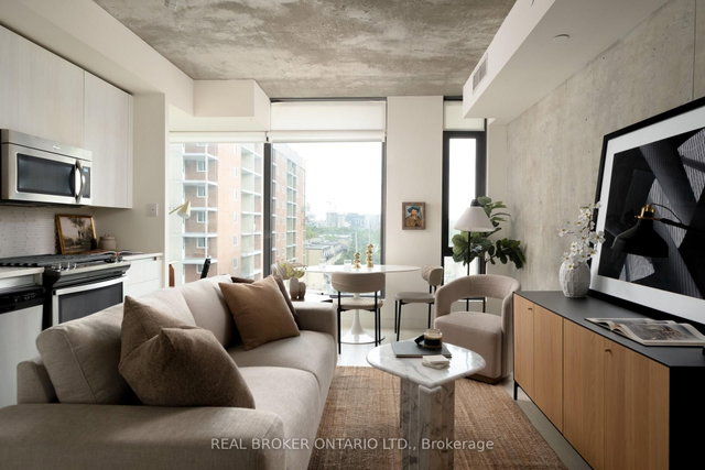 508 - 111 Bathurst Street