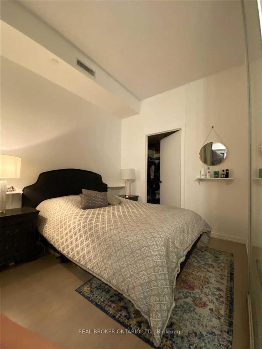 101 W Peter Street • #515 • Toronto, ON photo 6