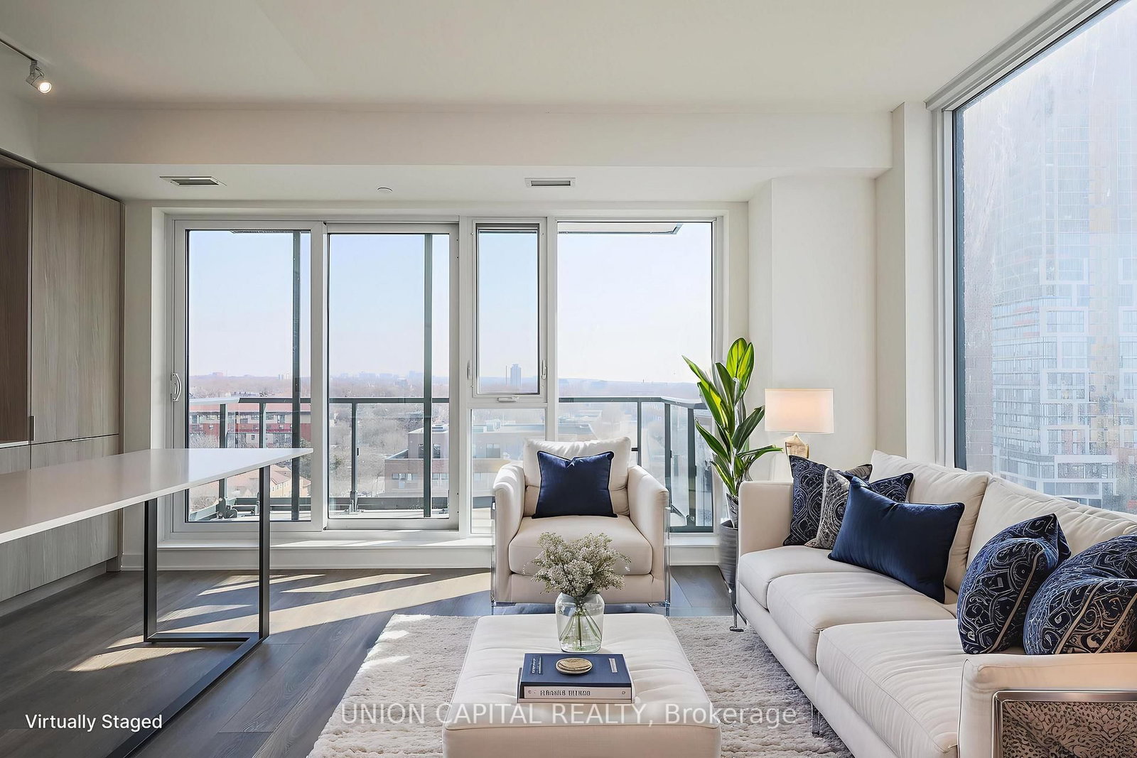 902-130 River Street, Toronto, ON, photo 4