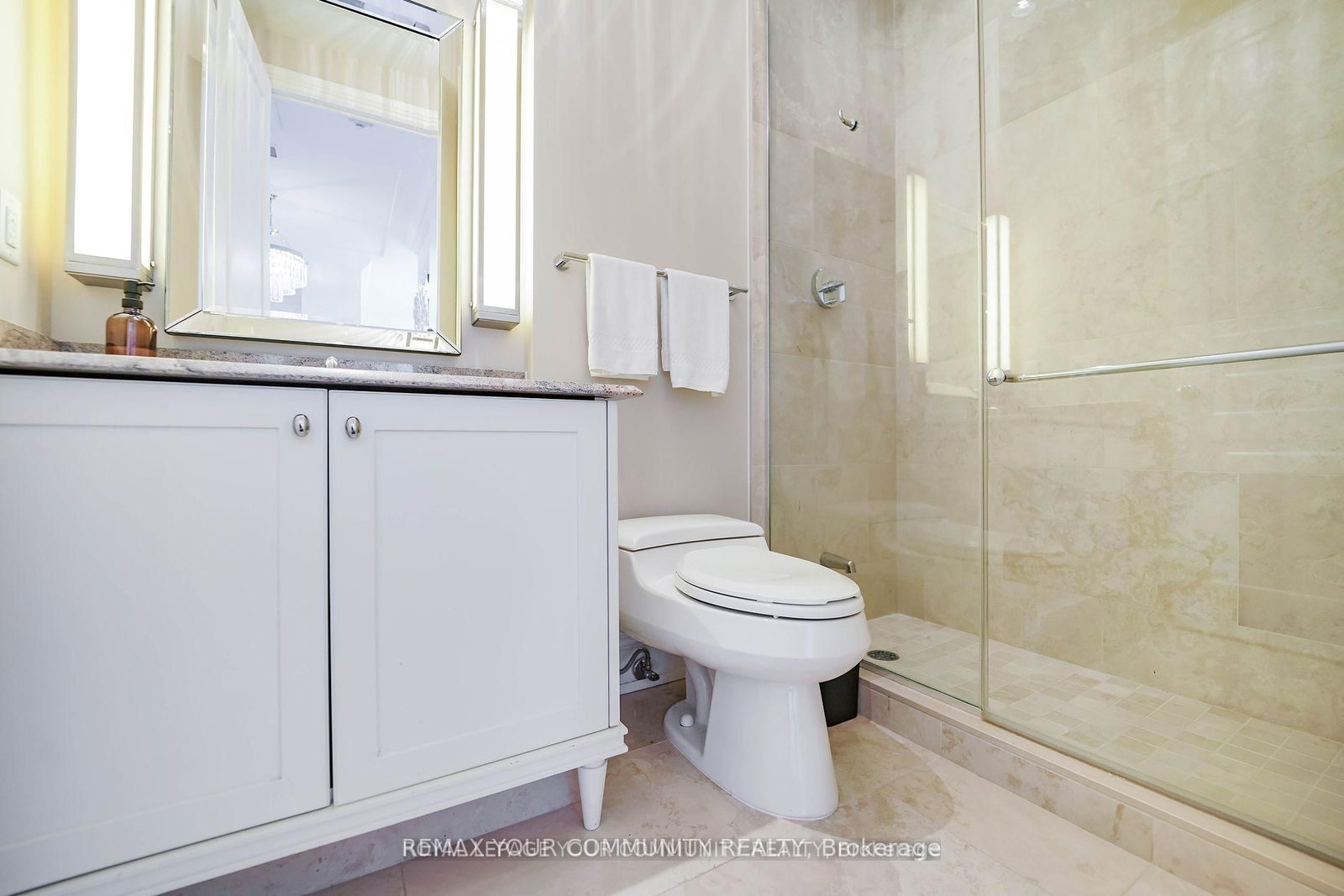 183 Wellington Street W • #3903 • Toronto, ON photo 17
