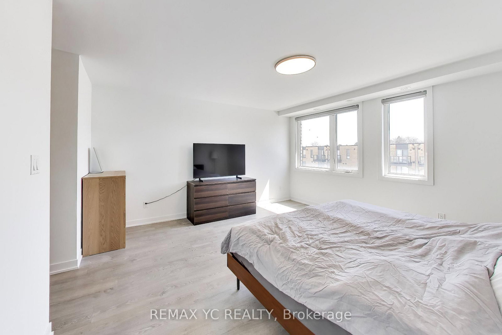 18 Deep Roots Terrace • Toronto, ON photo 22