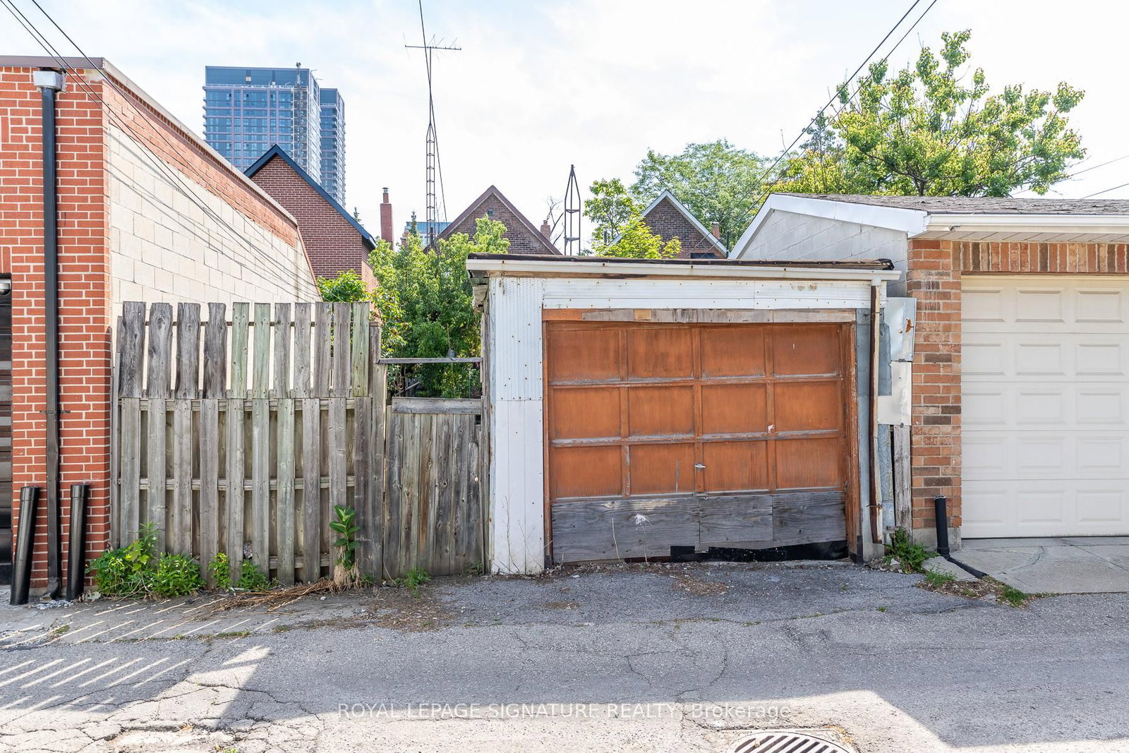290 Margueretta Street • Toronto, ON photo 26