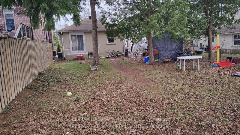 46 Madawaska Avenue
