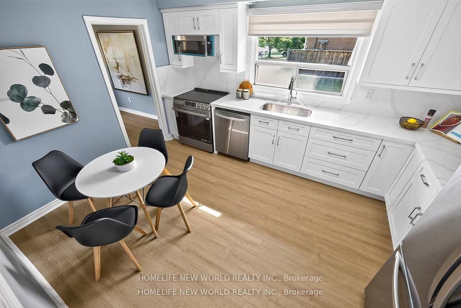 203 Goddard Street • Toronto, ON photo 11