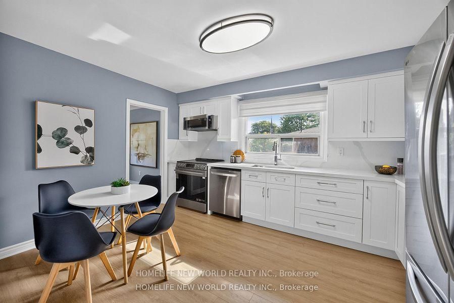203 Goddard Street • Toronto, ON photo 13