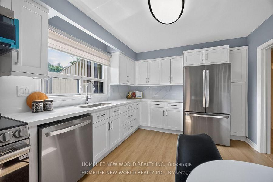 203 Goddard Street • Toronto, ON photo 15