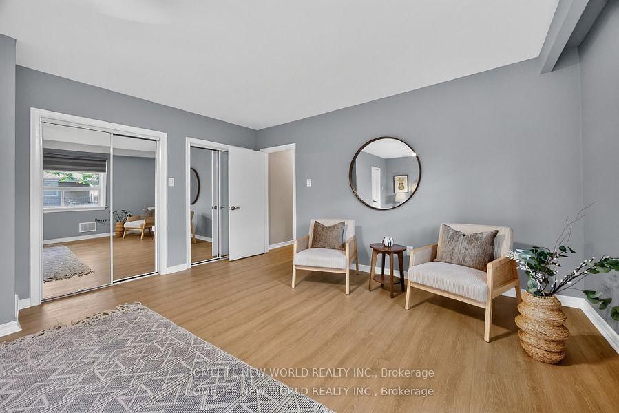 203 Goddard Street • Toronto, ON photo 21