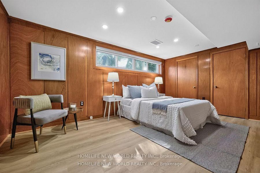 203 Goddard Street • Toronto, ON photo 33