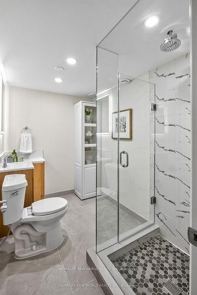 203 Goddard Street • Toronto, ON photo 43