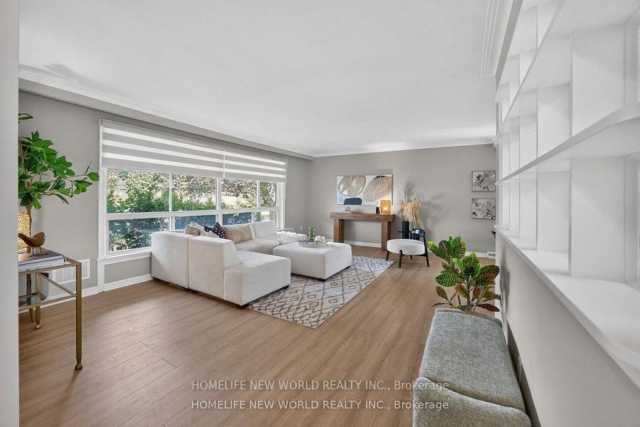 203 Goddard Street • Toronto, ON photo 5