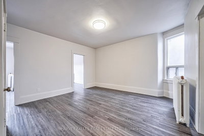 Unit 4 — 1074 St Clair Avenue W — photo 3
