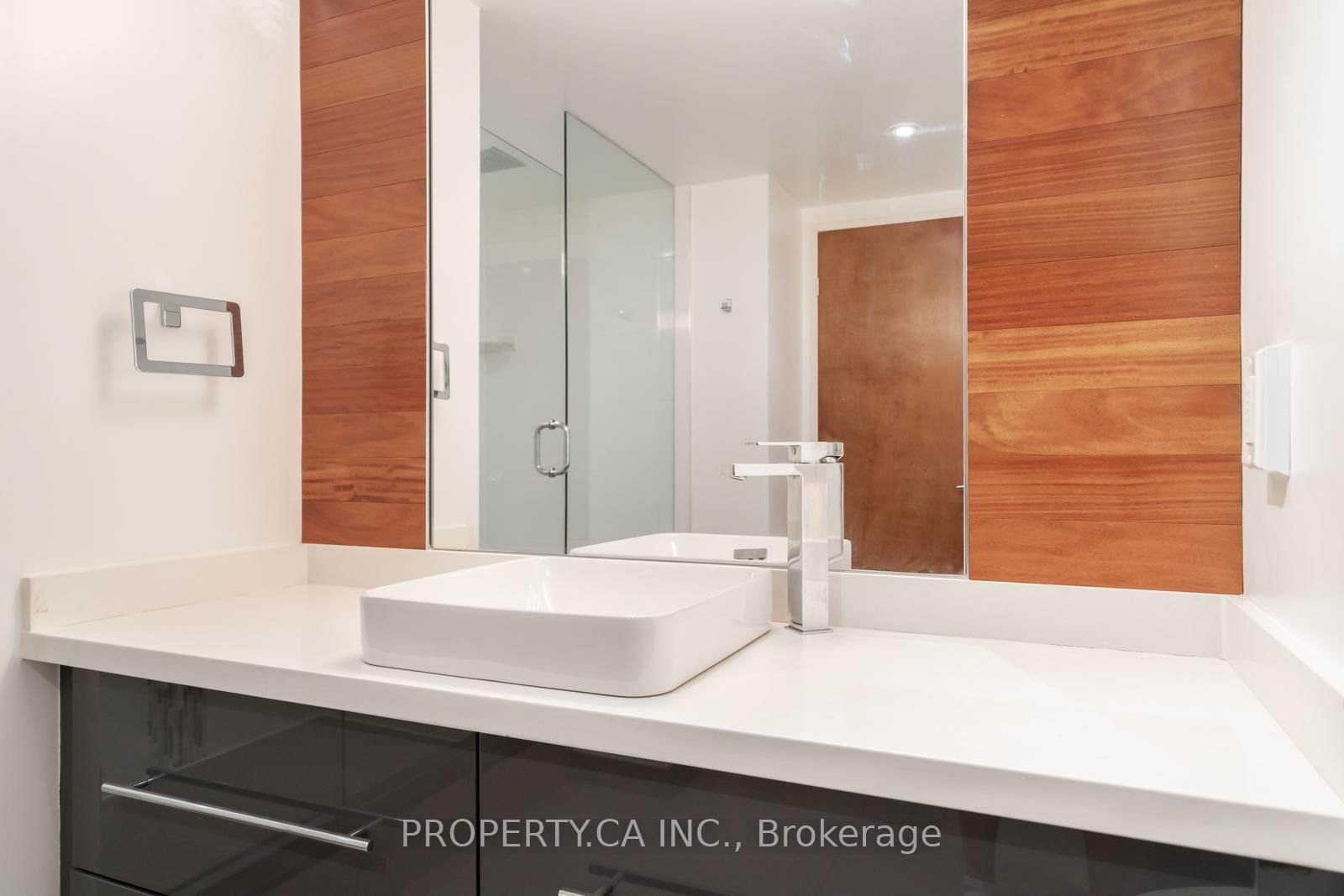 1 Concorde Place • #1202 • Toronto, ON photo 24