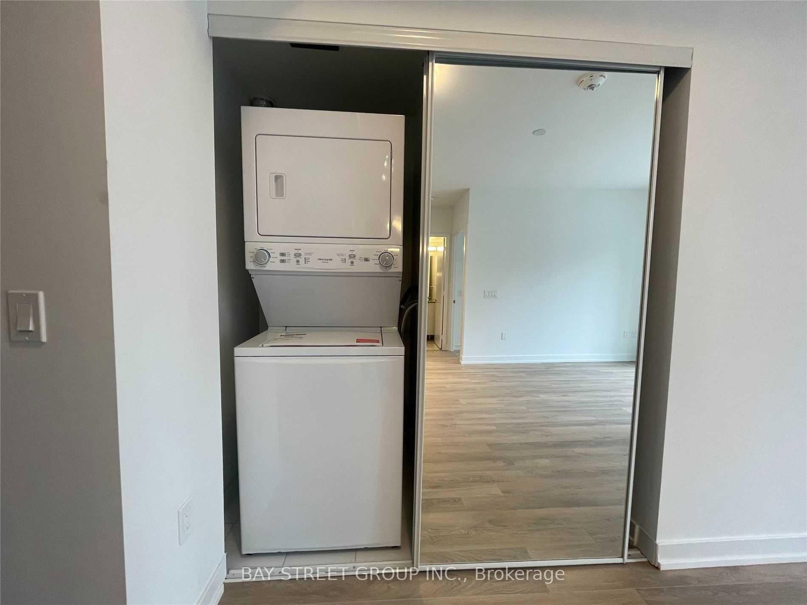 158 E Front Street • #214 • Toronto, ON photo 11