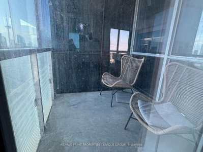 Unit 3807 — 386 Yonge Street — photo 6