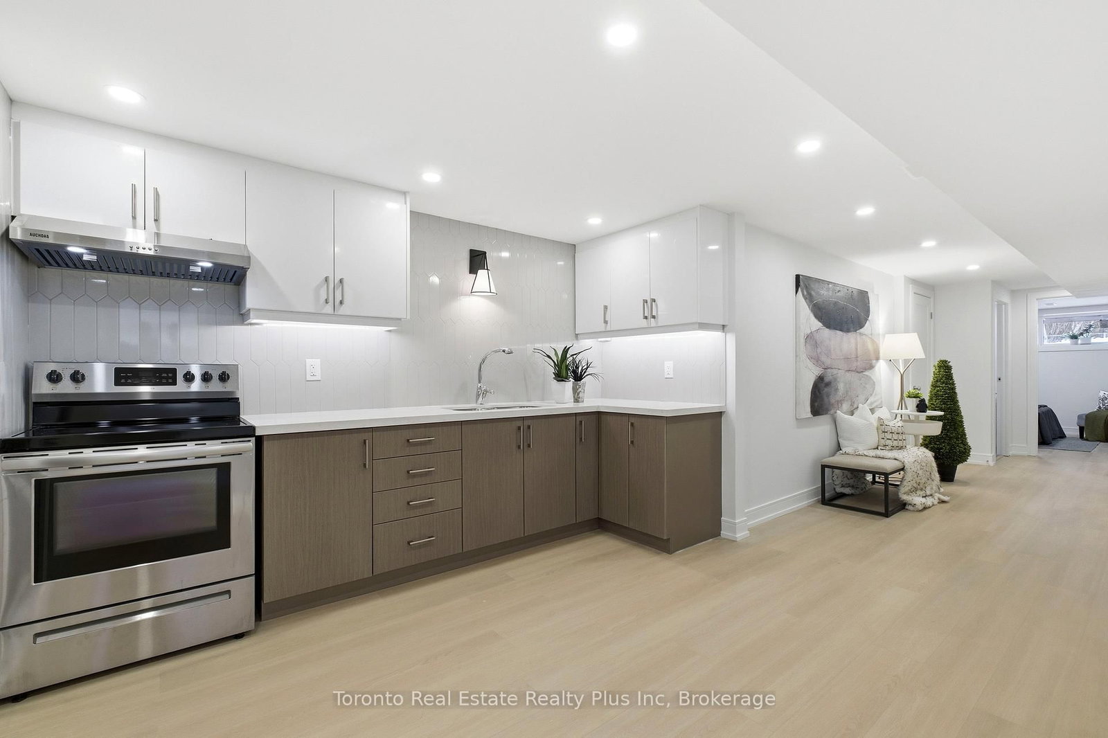 3 Blithfield Avenue • Toronto, ON photo 13