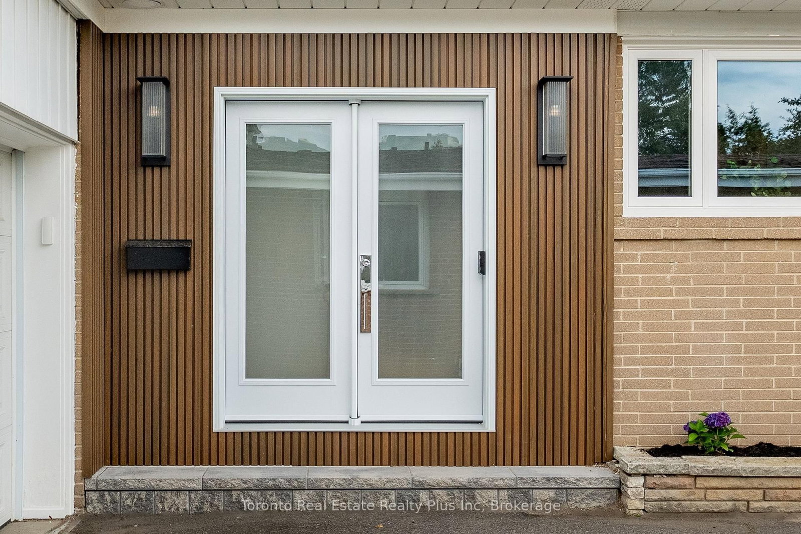 3 Blithfield Avenue • Toronto, ON photo 27