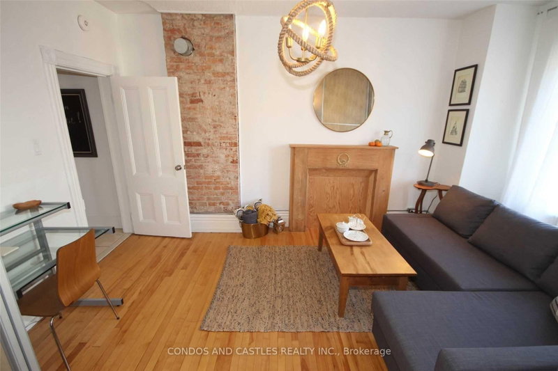 2 - 467 Richmond Street E