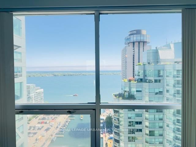 2702 - 10 Yonge Street