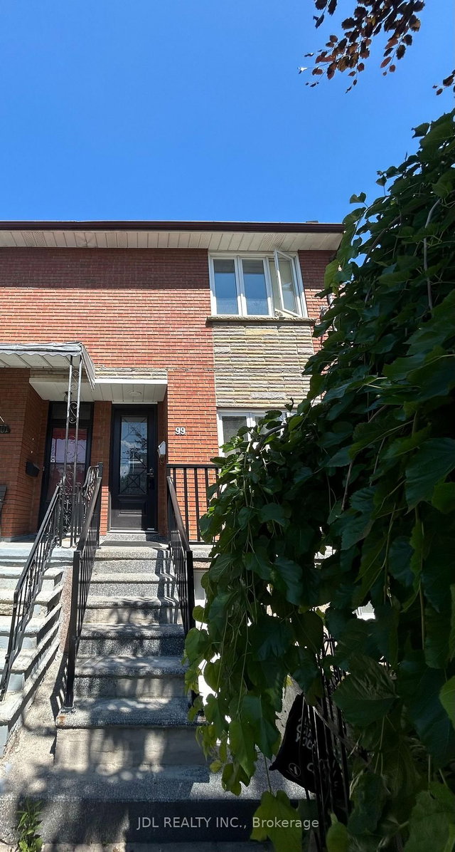 Unit A - 99 Clinton St Street