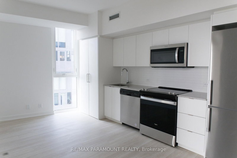 1111 - 30 Tretti Way