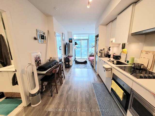 501 - 99 Broadway Avenue