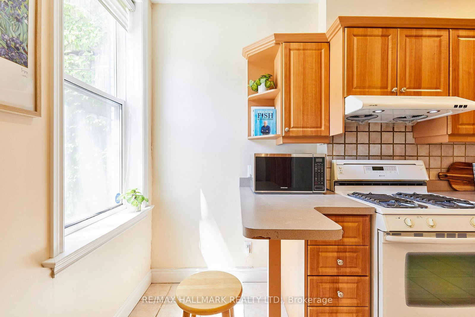 95 Wolseley Street • Toronto, ON photo 12
