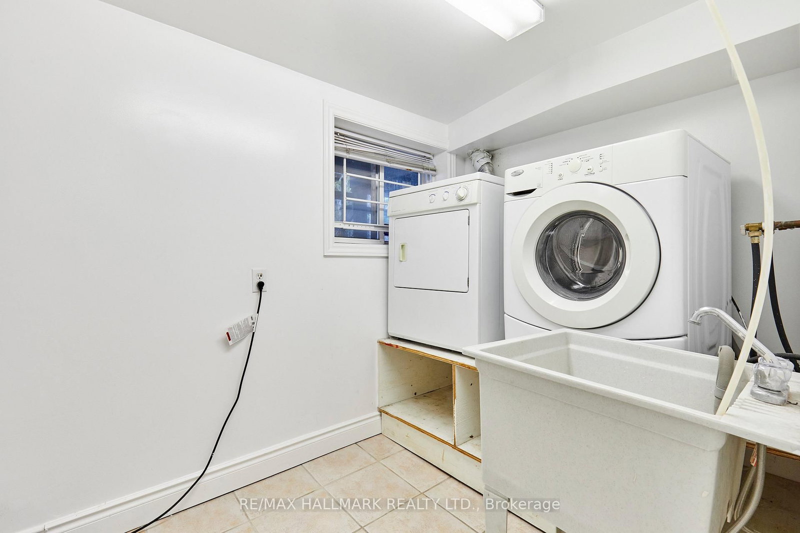 95 Wolseley Street • Toronto, ON photo 34