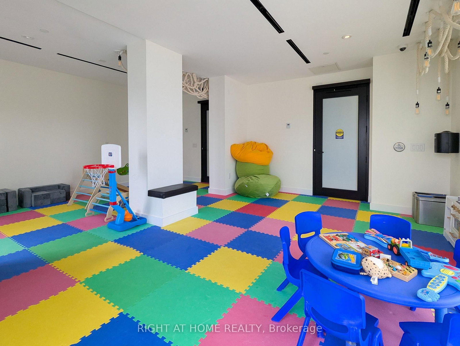 15 Lower Jarvis Street • #609 • Toronto, ON photo 23