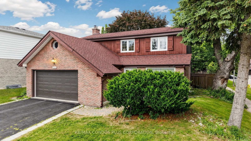 22 Denlow Boulevard