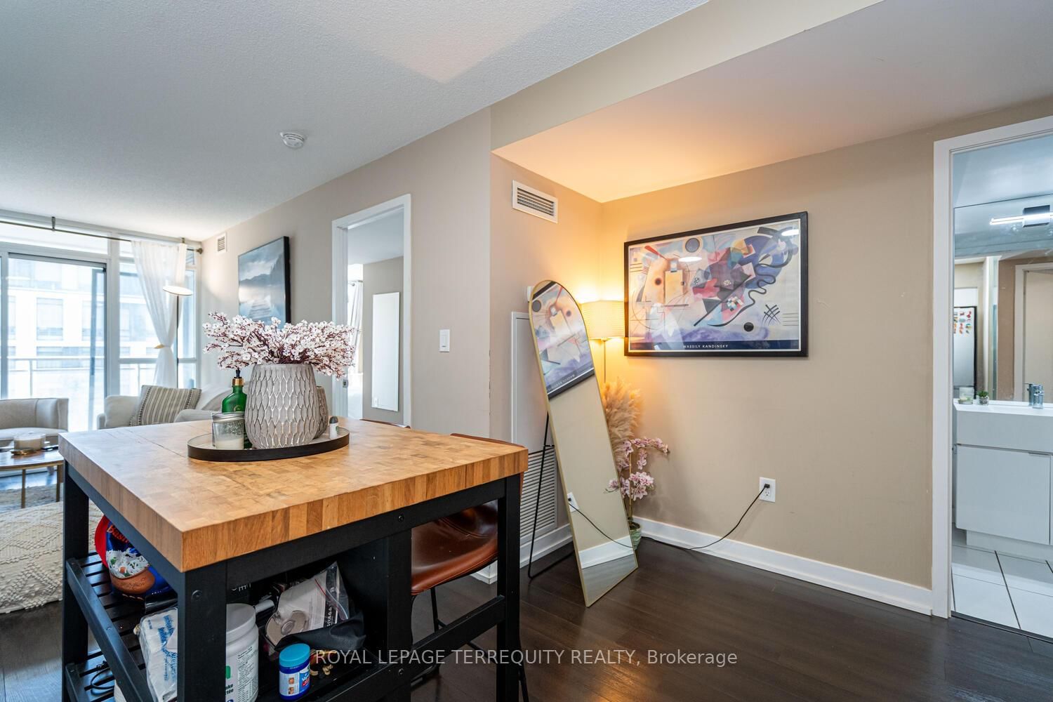 151 Dan Leckie Way • #610 • Toronto, ON photo 16