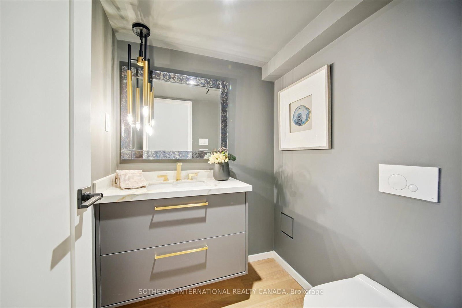 65 Harbour Square • #1110 • Toronto, ON photo 19