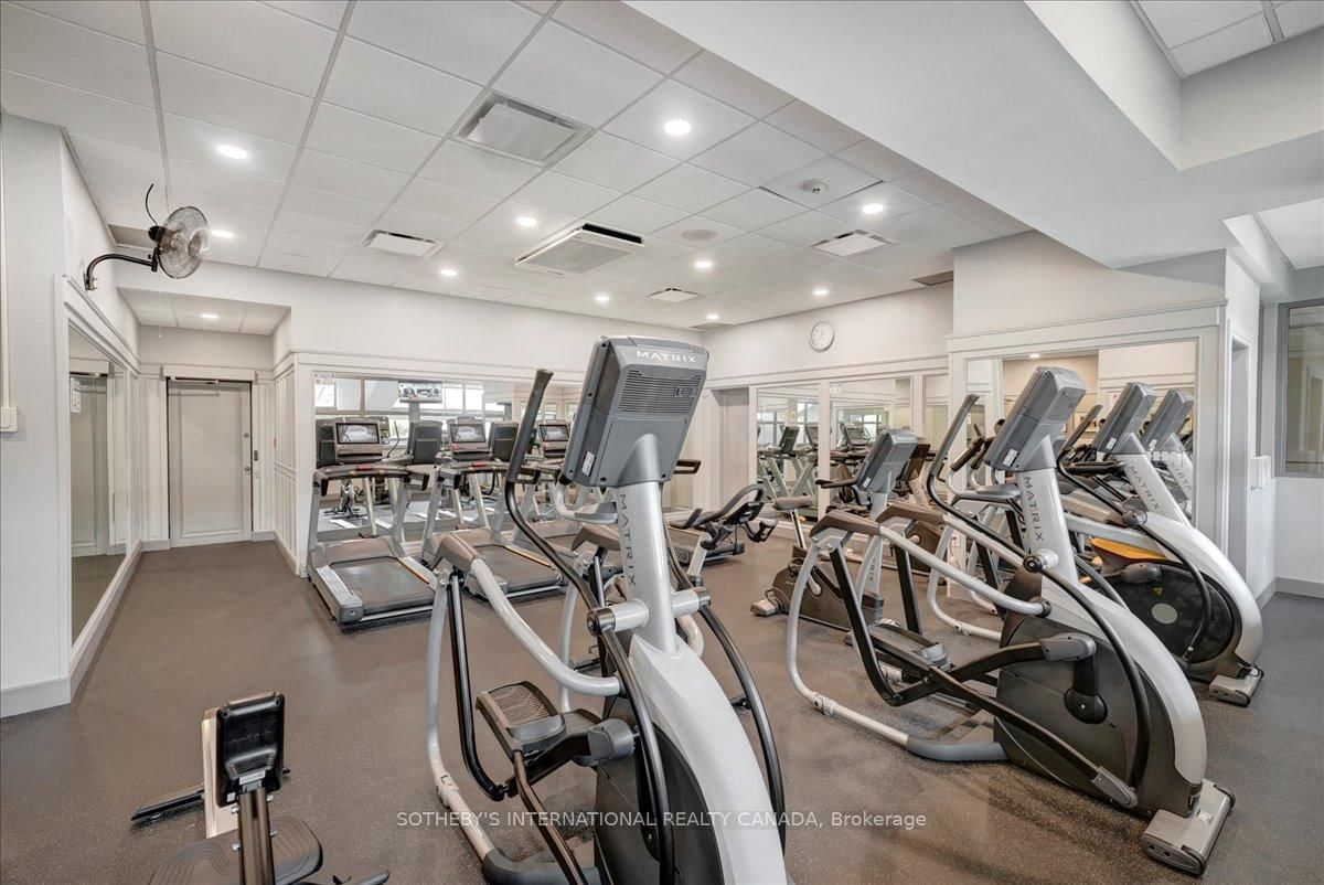 65 Harbour Square • #1110 • Toronto, ON photo 24