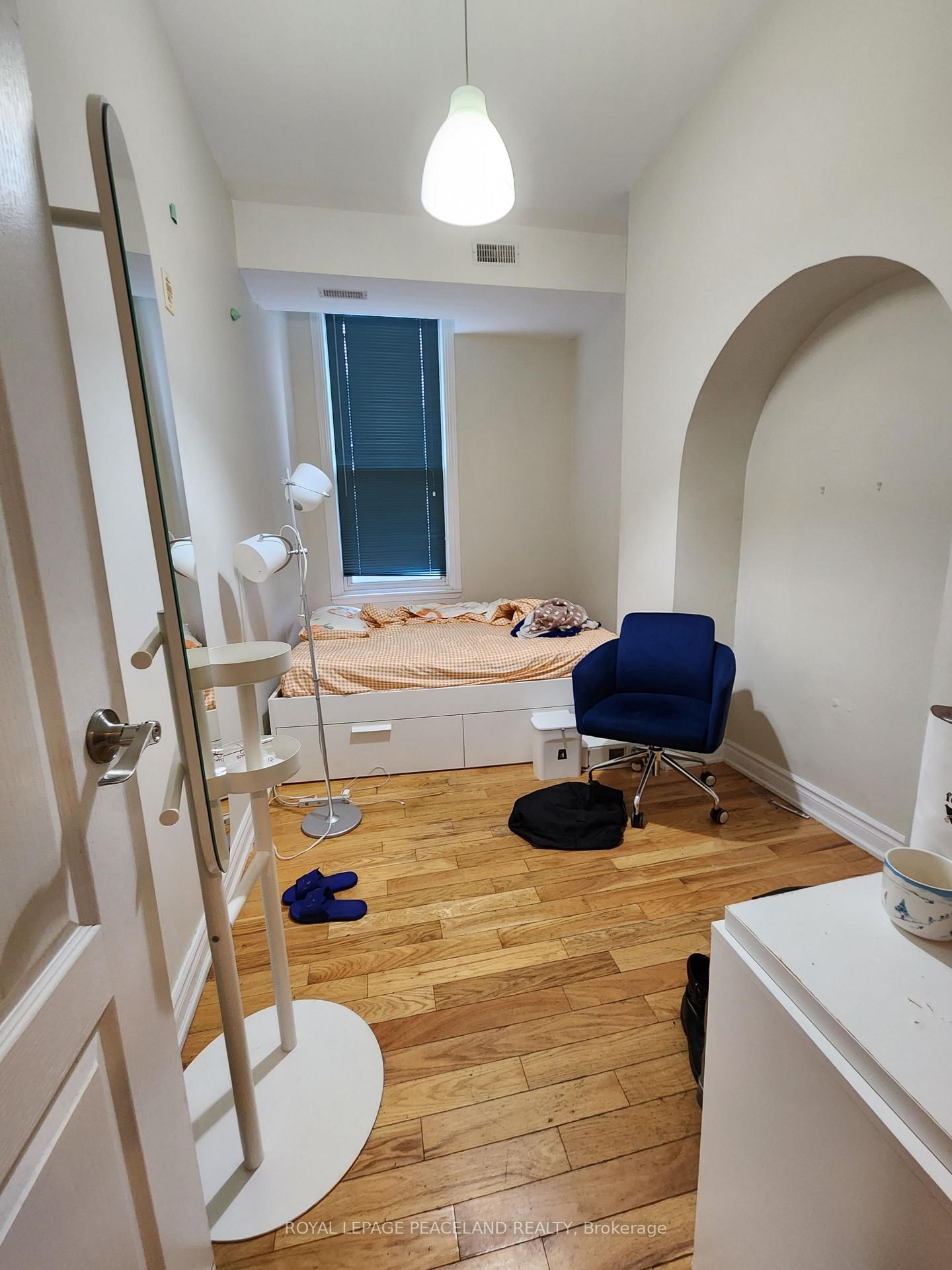 1C-34 Ross Street, Toronto, ON, photo 2