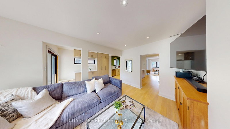 25 Oswald Toronto,ON M4S 2H5 — Photo 14