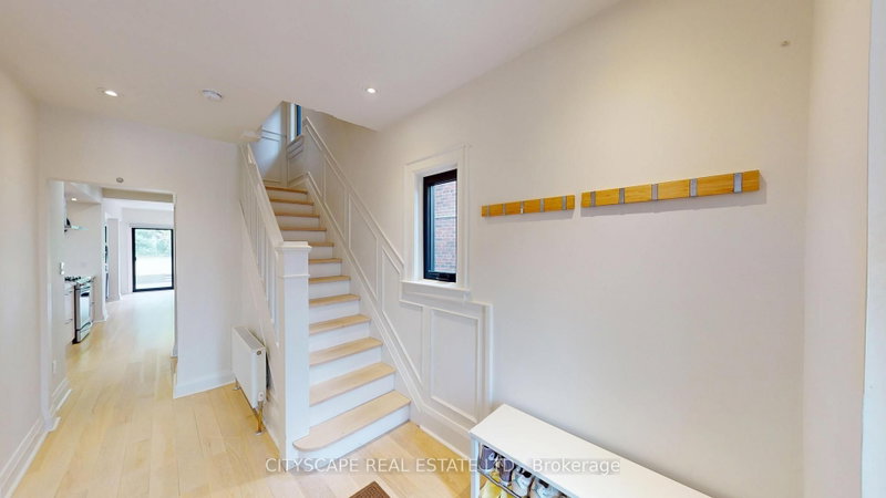 25 Oswald Toronto,ON M4S 2H5 — Photo 18